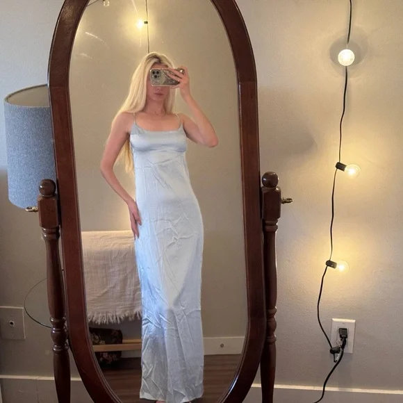 Elegant Blue Women's Dress - Picture 1 of 12